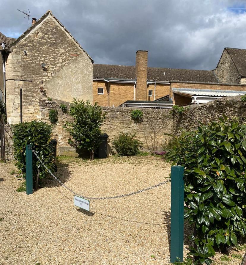 Market Place Cottage, Tetbury, Cotswolds Grade II Central Location Экстерьер фото