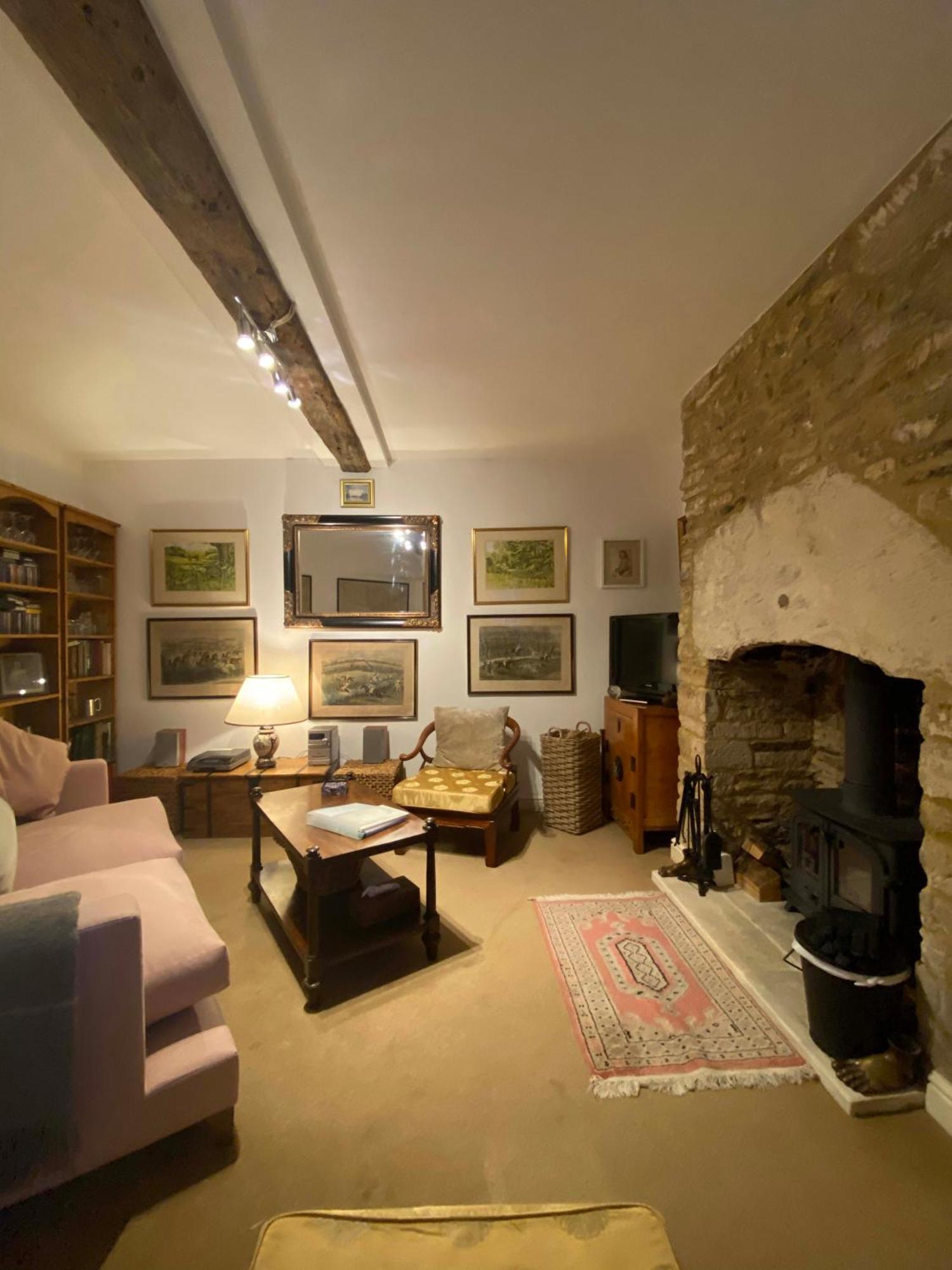 Market Place Cottage, Tetbury, Cotswolds Grade II Central Location Экстерьер фото